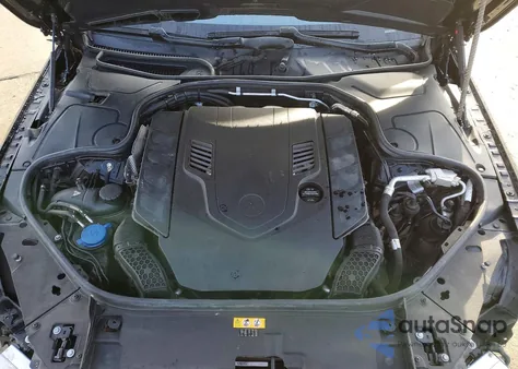 2019 Mercedes-Benz S 560 z USA, uszkodzony, nr VIN WDDUG8DB1KA461234